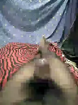 Snapshot of mallucallboy2104 chatting on 2, 2, 2025 mallucallboy2104 online show from 2, 2, 2025