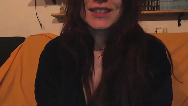 Snapshot of complicata_mente chatting on 7, 12, 2024 complicata mente online show from 7, 12, 2024
