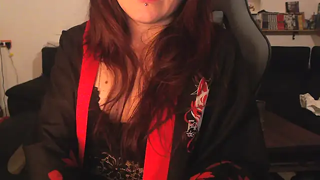 Snapshot of complicata_mente chatting on 22, 12, 2024 complicata mente online show from 22, 12, 2024