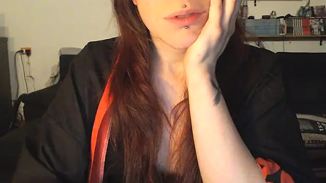 Snapshot of complicata_mente chatting on 15, 1, 2025 complicata mente online show from 15, 1, 2025