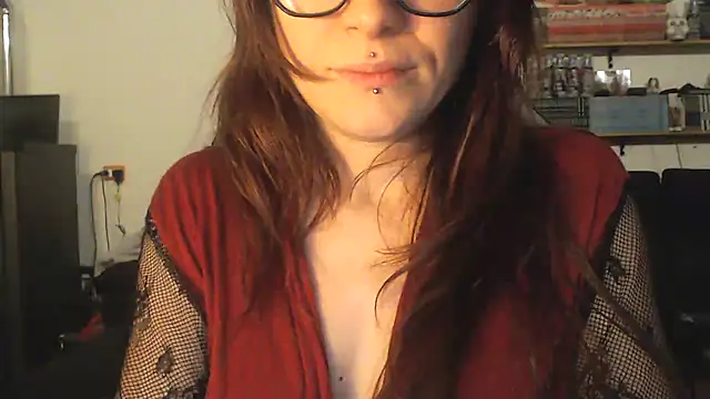 Snapshot of complicata_mente chatting on 28, 1, 2025 complicata mente online show from 28, 1, 2025