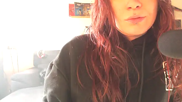 Snapshot of complicata_mente chatting on 4, 3, 2025 complicata mente online show from 4, 3, 2025