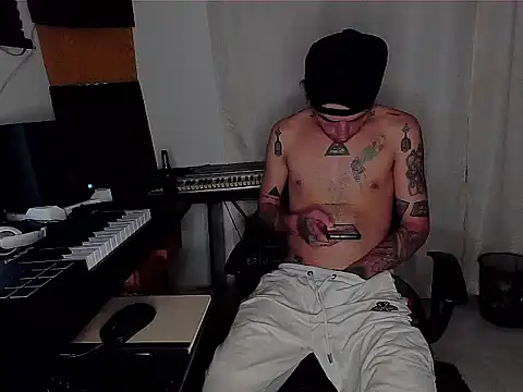 patrik tattoo  online show from 21, 1, 2025