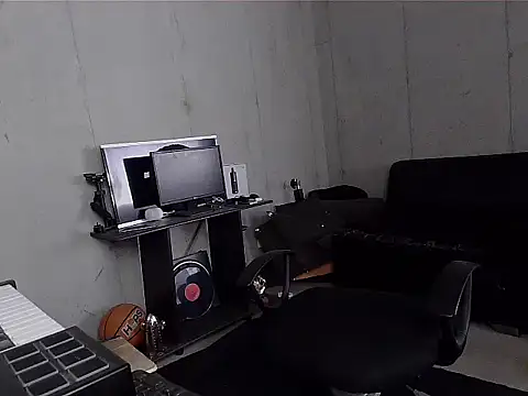 Snapshot of patrik_tattoo_ chatting on 7, 2, 2026 patrik tattoo online show from 7, 2, 2026