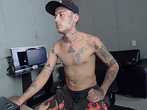 Snapshot of patrik_tattoo_ chatting on 11, 2, 2026 patrik tattoo online show from 11, 2, 2026