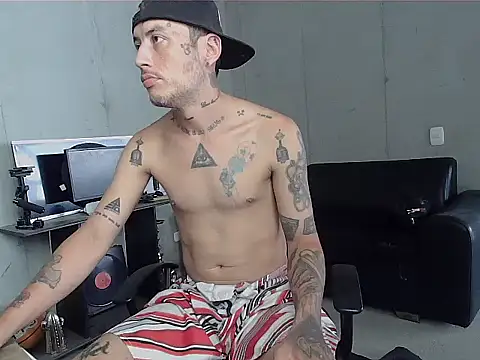 Snapshot of patrik_tattoo_ chatting on 24, 2, 2026 patrik tattoo online show from 24, 2, 2026