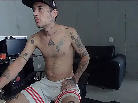 Snapshot of patrik_tattoo_ chatting on 29, 3, 2026 patrik tattoo online show from 29, 3, 2026