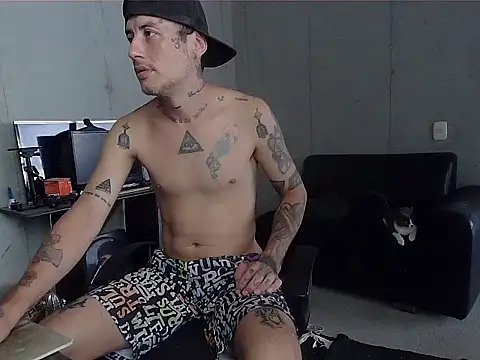 Snapshot of patrik_tattoo_ chatting on 1, 4, 2026 patrik tattoo online show from 1, 4, 2026