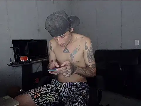 Snapshot of patrik_tattoo_ chatting on 2, 4, 2026 patrik tattoo online show from 2, 4, 2026
