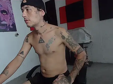 Snapshot of patrik_tattoo_ chatting on 28, 5, 2026 patrik tattoo online show from 28, 5, 2026