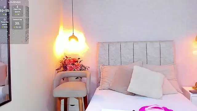 tutu milf online show from 16, 12, 2025