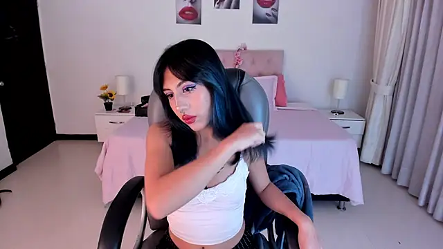 Kitty Pam online show from 8, 3, 2025