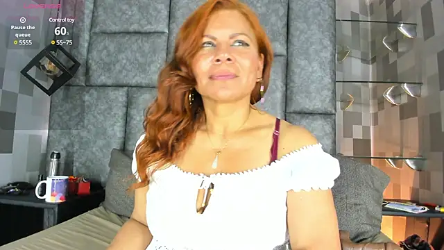 Corina Taylor  online show from 11, 2, 2025