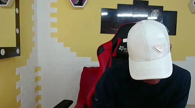 mau elixxx online show from 12, 1, 2025