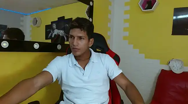 mau elixxx online show from 17, 1, 2025