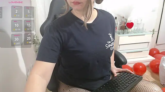 Snapshot of Genesisgems11_ chatting on 16, 2, 2025 Genesisgems11  online show from 16, 2, 2025