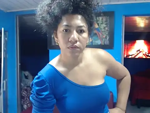 Snapshot of bellacrespalatina chatting on 21, 10, 2025 bellacrespalatina online show from 21, 10, 2025