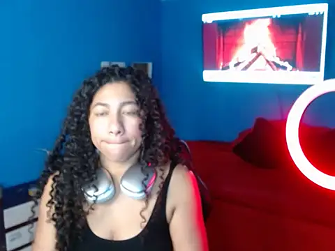 Snapshot of bellacrespalatina chatting on 10, 11, 2025 bellacrespalatina online show from 10, 11, 2025