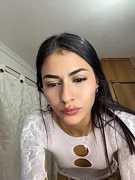 Snapshot of emilie_xx_ chatting on 30, 5, 2026 emilie xx online show from 30, 5, 2026