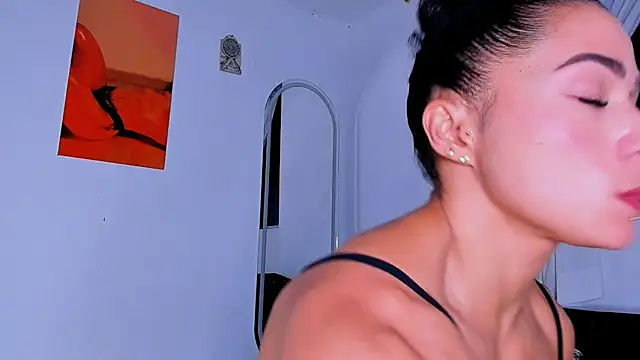 Snapshot of alexafit chatting on 4, 5, 2026 alexafit online show from 4, 5, 2026