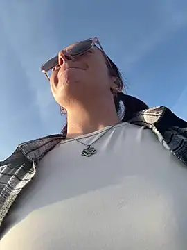 MelodyRoseUk online show from 8, 3, 2025