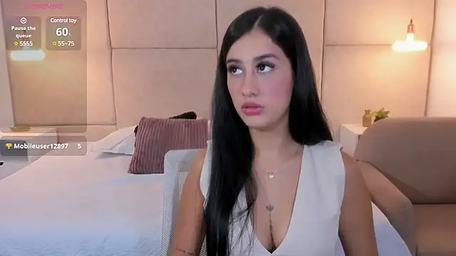 Snapshot of Amiirra_ chatting on 14, 1, 2025 Amiirra online show from 14, 1, 2025