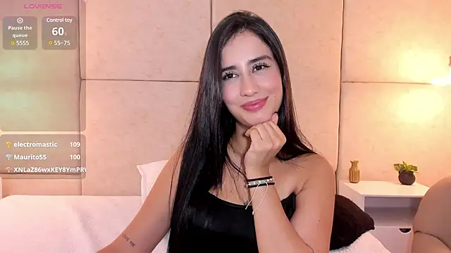 Snapshot of Amiirra_ chatting on 23, 2, 2025 Amiirra online show from 23, 2, 2025