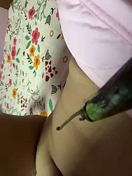 Snapshot of Miss-Kamini chatting on 28, 2, 2025 Miss-Kamini online show from 28, 2, 2025