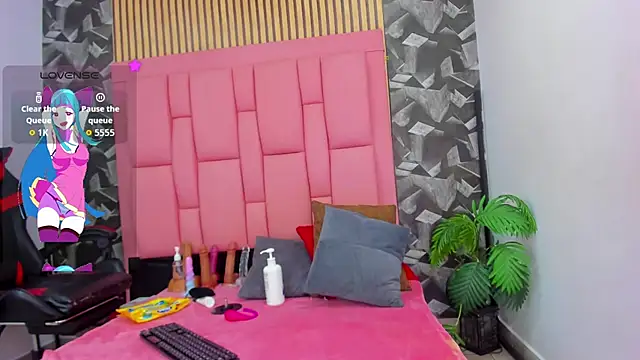 Snapshot of Brithanyslim chatting on 27, 4, 2026 Brithanyslim online show from 27, 4, 2026