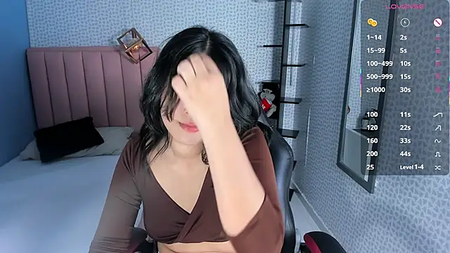 DENISERICHARD2 online show from 7, 10, 2025