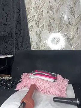 chiquimaturesexy online show from 16, 4, 2026