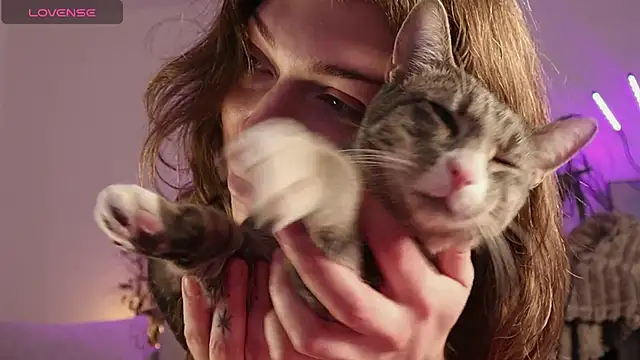 PaulaPratt online show from 8, 3, 2026