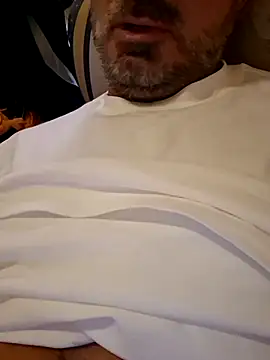 1talianBeutifulCock online show from 15, 10, 2025