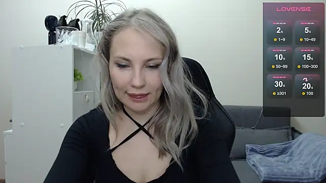 Sunny bunny6 online show from 11, 1, 2025