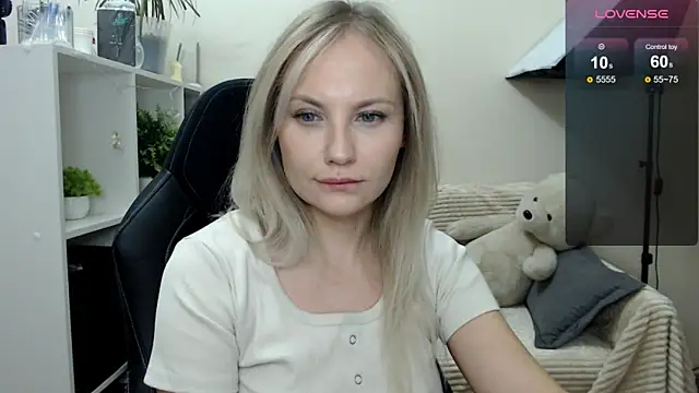 Sunny bunny6 online show from 24, 10, 2025