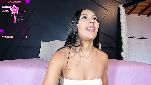 Snapshot of Emilyh_ chatting on 17, 1, 2025 Emilyh online show from 17, 1, 2025