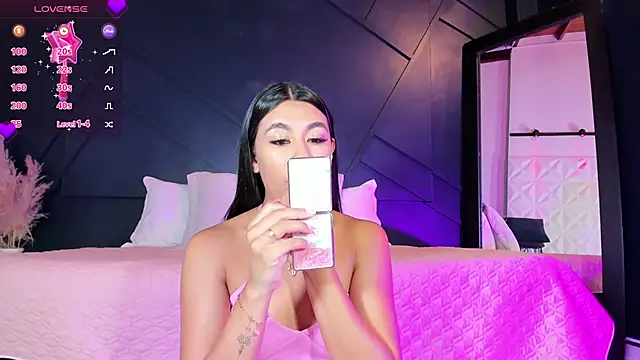 Snapshot of Emilyh_ chatting on 27, 1, 2025 Emilyh online show from 27, 1, 2025
