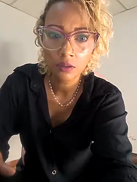 Amaliu  online show from 17, 3, 2026