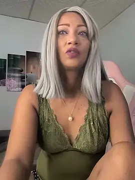 Snapshot of Amaliu_ chatting on 19, 5, 2026 Amaliu online show from 19, 5, 2026