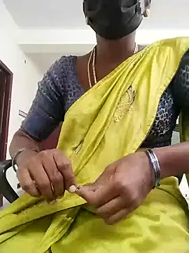 Snapshot of Preethytamilsexy chatting on 21, 1, 2025 Preethytamilsexy online show from 21, 1, 2025