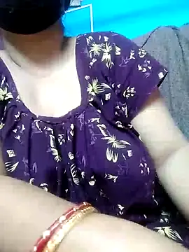 BERRY 00 online show from 1, 2, 2025