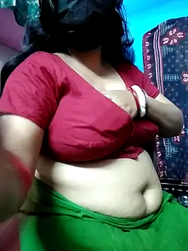 BERRY 00 online show from 6, 3, 2025