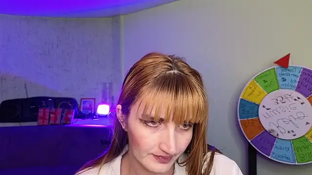 Snapshot of Nika_Kitten chatting on 11, 2, 2025 Nika Kitten online show from 11, 2, 2025