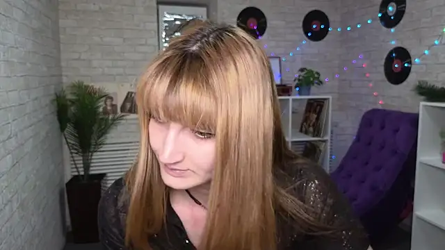Snapshot of Nika_Kitten chatting on 13, 3, 2025 Nika Kitten online show from 13, 3, 2025
