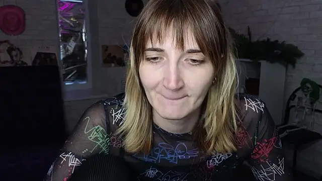 Nika Kitten online show from 4, 3, 2026