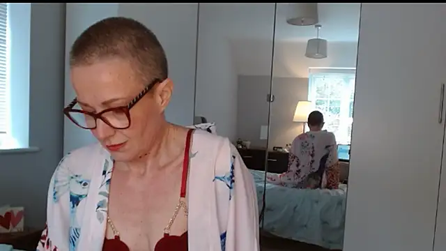 ELEGANT-ARIA36 online show from 14, 2, 2025