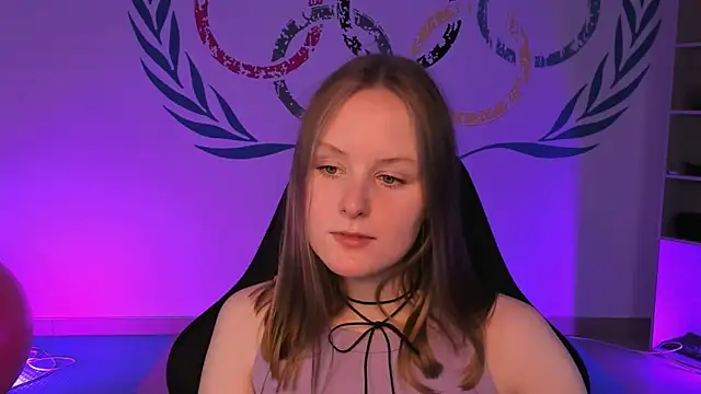 Snapshot of VivienLeeigh chatting on 3, 12, 2024 VivienLeeigh online show from 3, 12, 2024