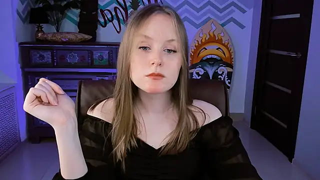 Snapshot of VivienLeeigh chatting on 12, 3, 2025 VivienLeeigh online show from 12, 3, 2025