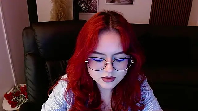 Snapshot of crimson_tati_ chatting on 23, 2, 2025 crimson tati online show from 23, 2, 2025