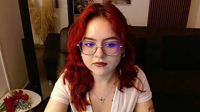 Snapshot of crimson_tati_ chatting on 27, 2, 2025 crimson tati online show from 27, 2, 2025
